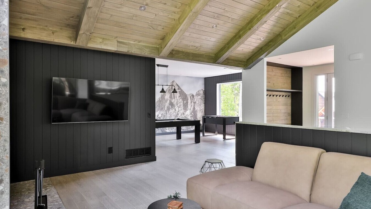 Photo of Livingroom in Saint-Faustin-Lac-Carre