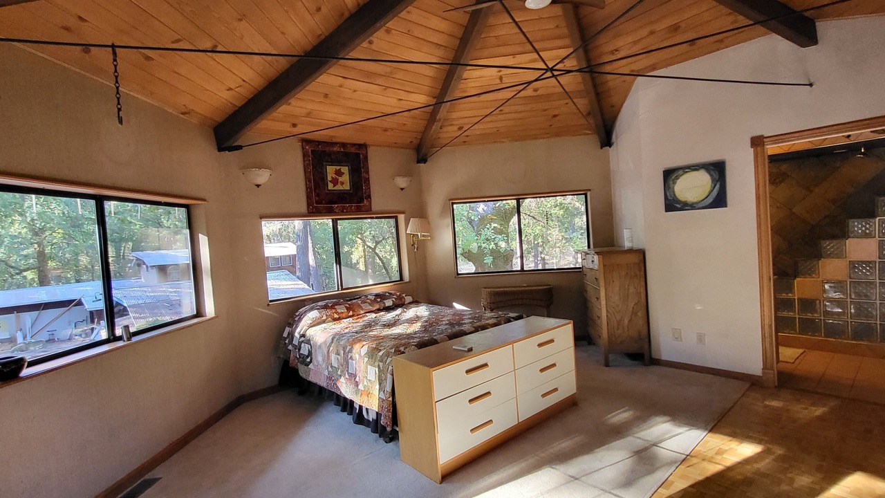 Photo of Bedroom in Glencoe