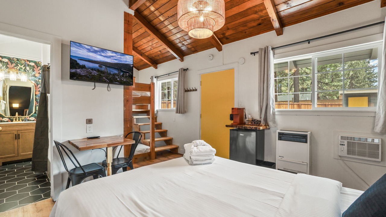 Photo of Bedroom in Sierra Tract