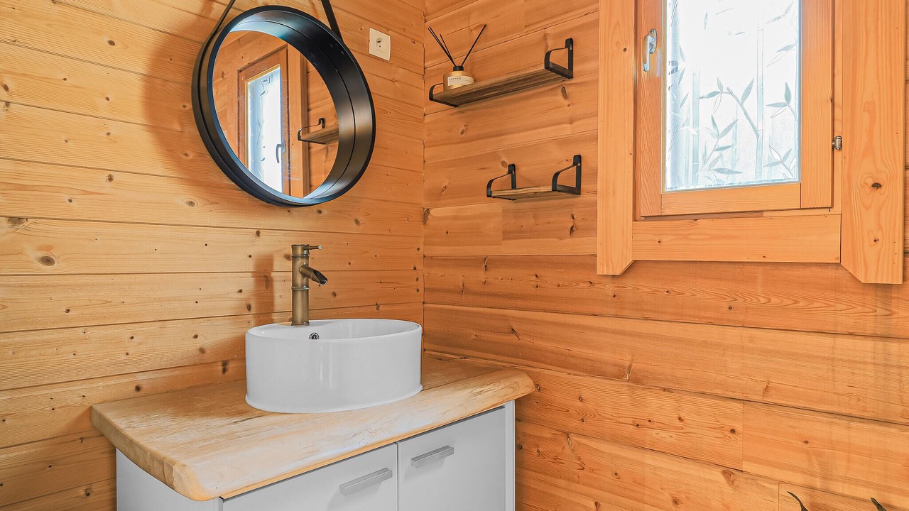Photo of Bathroom in Bourbourg