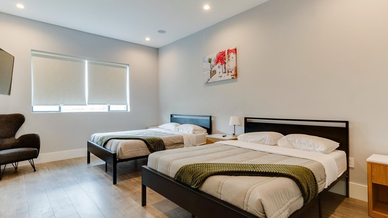 Photo of Bedroom in Mid City