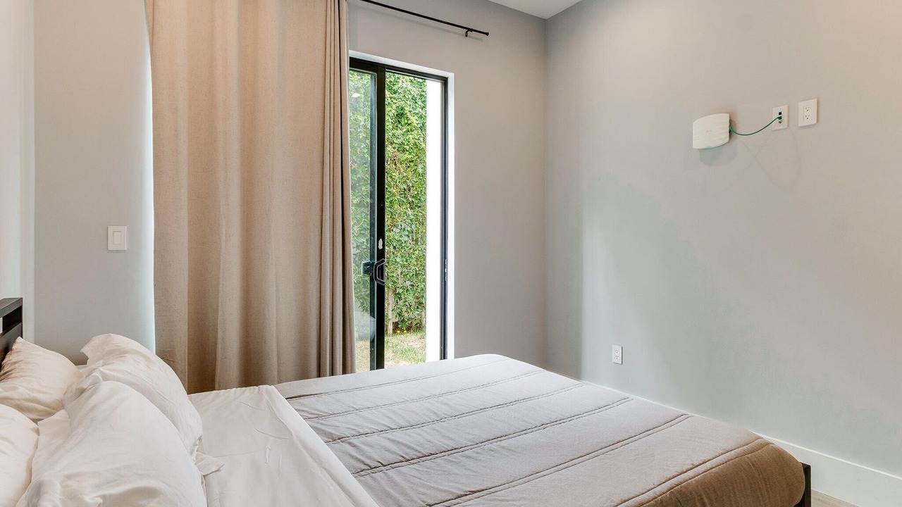 Photo of Bedroom in Mid City