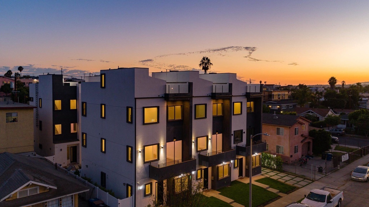Photo of Outdoor in Mid City