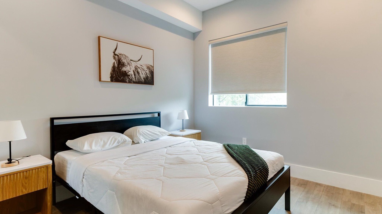 Photo of Bedroom in Mid City