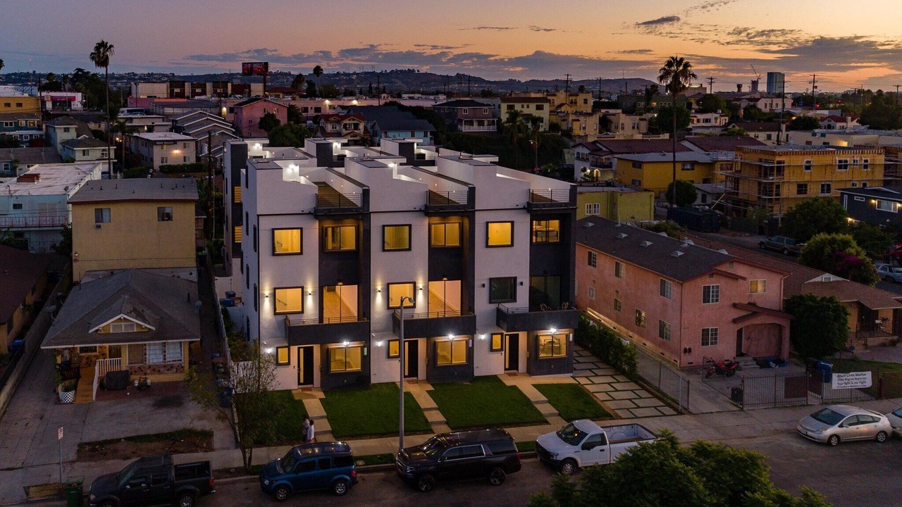 Photo of Outdoor in Mid City