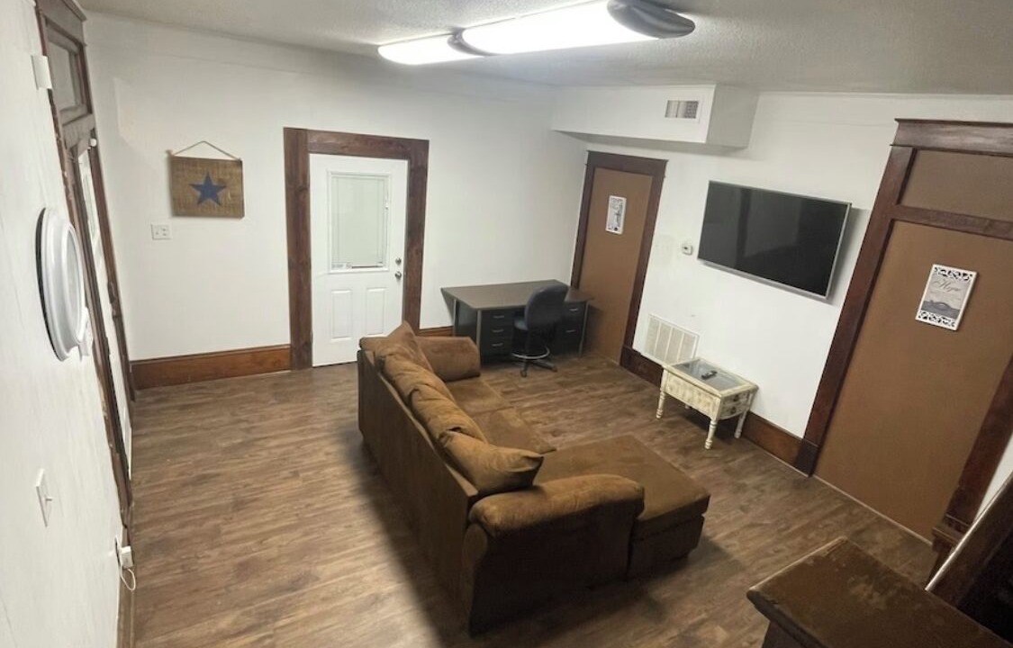 Photo of Livingroom in Alexandria