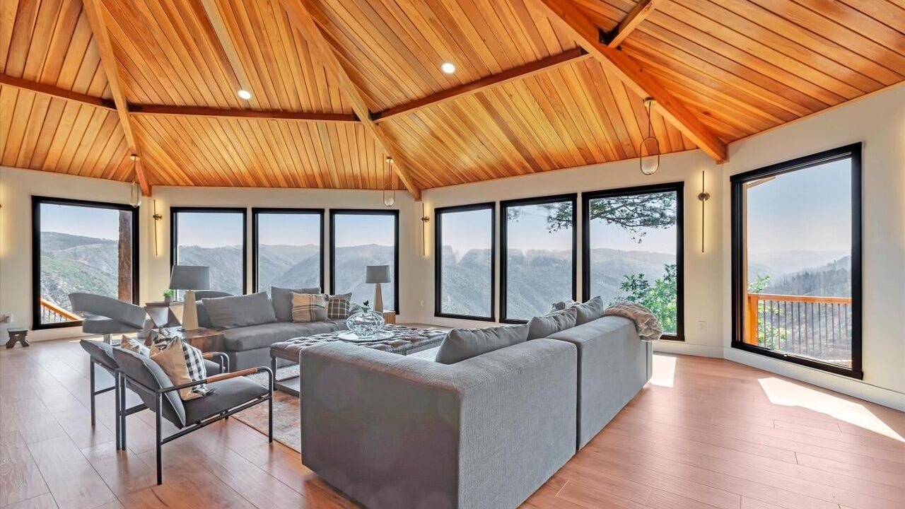 Photo of Livingroom in Placerville