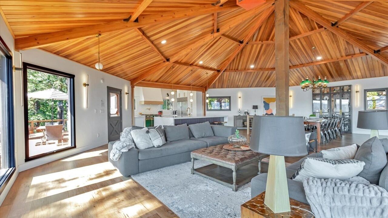 Photo of Livingroom in Placerville