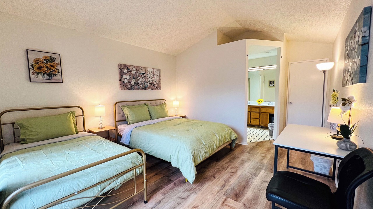 Photo of Bedroom in Fremont