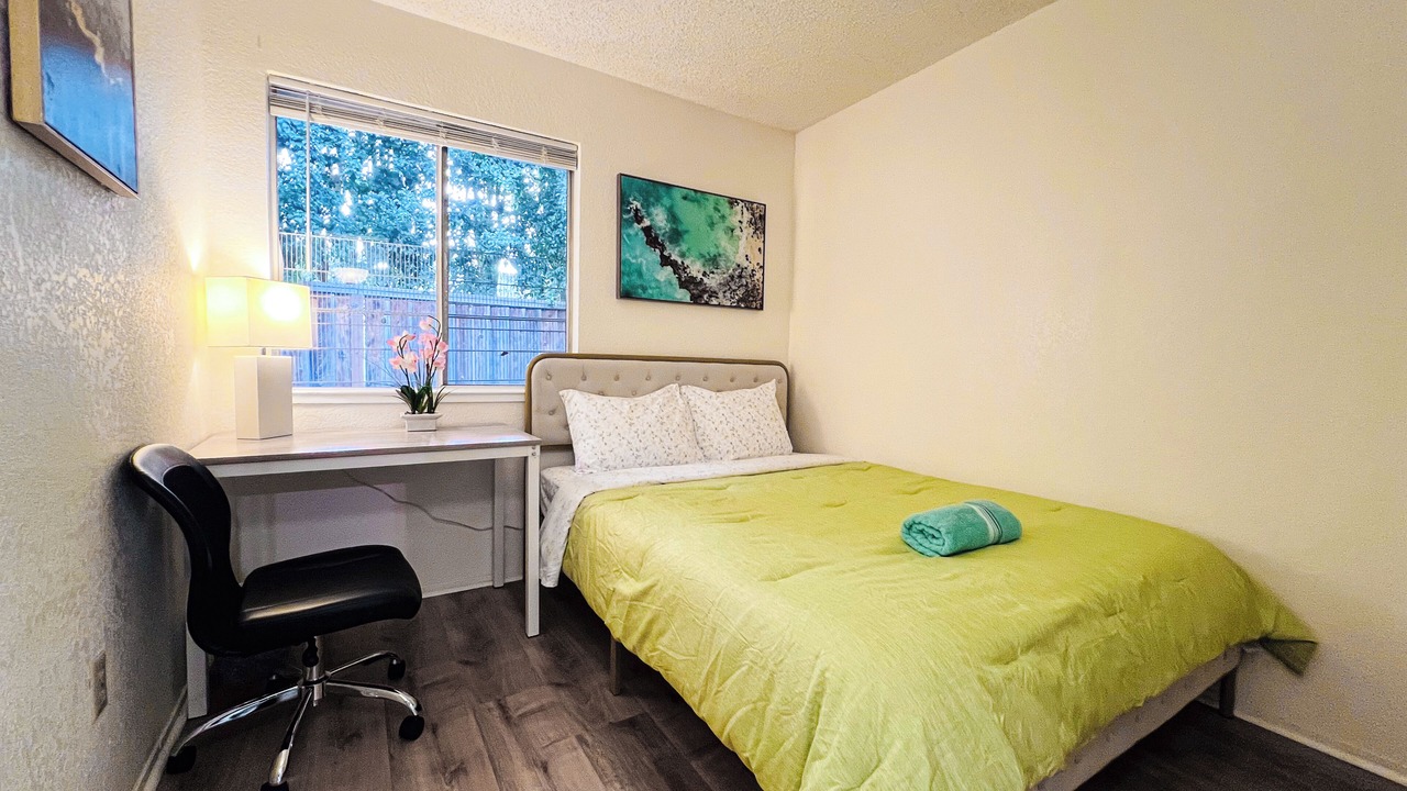 Photo of Bedroom in Fremont