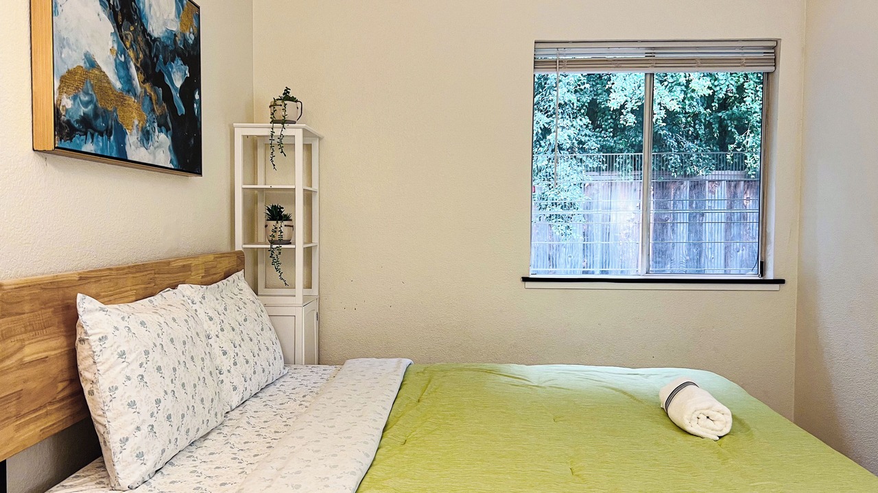 Photo of Bedroom in Fremont