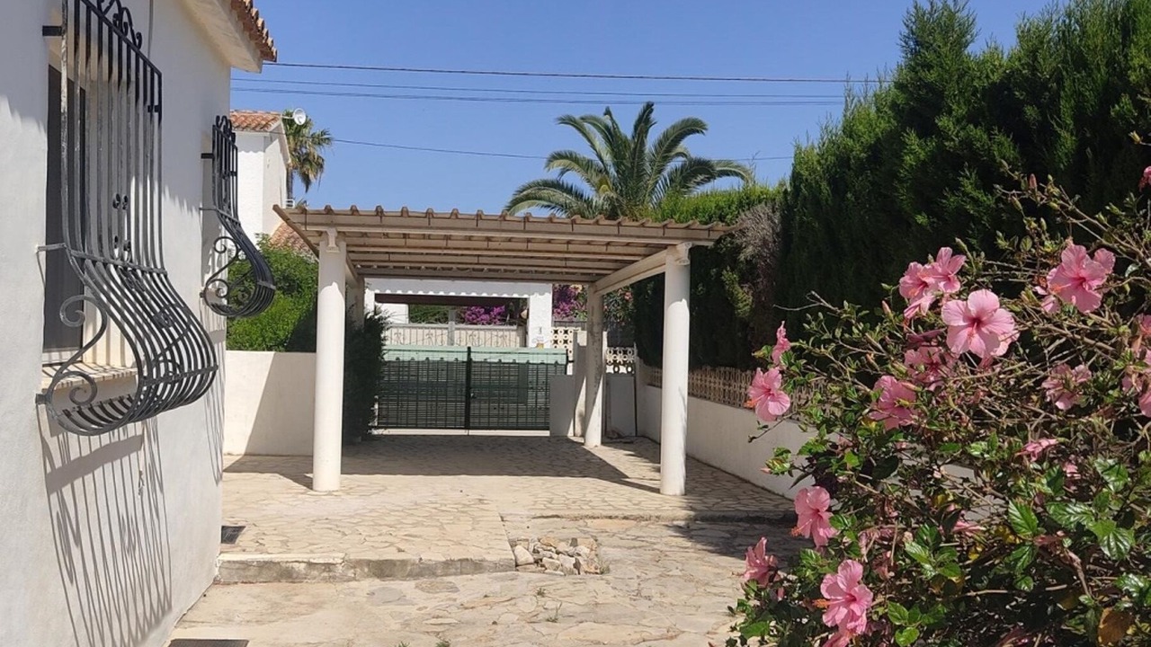 Photo of Patio Balcony in Almadrava Beach