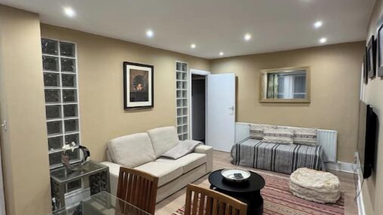 Photo of Livingroom in St. Helen's