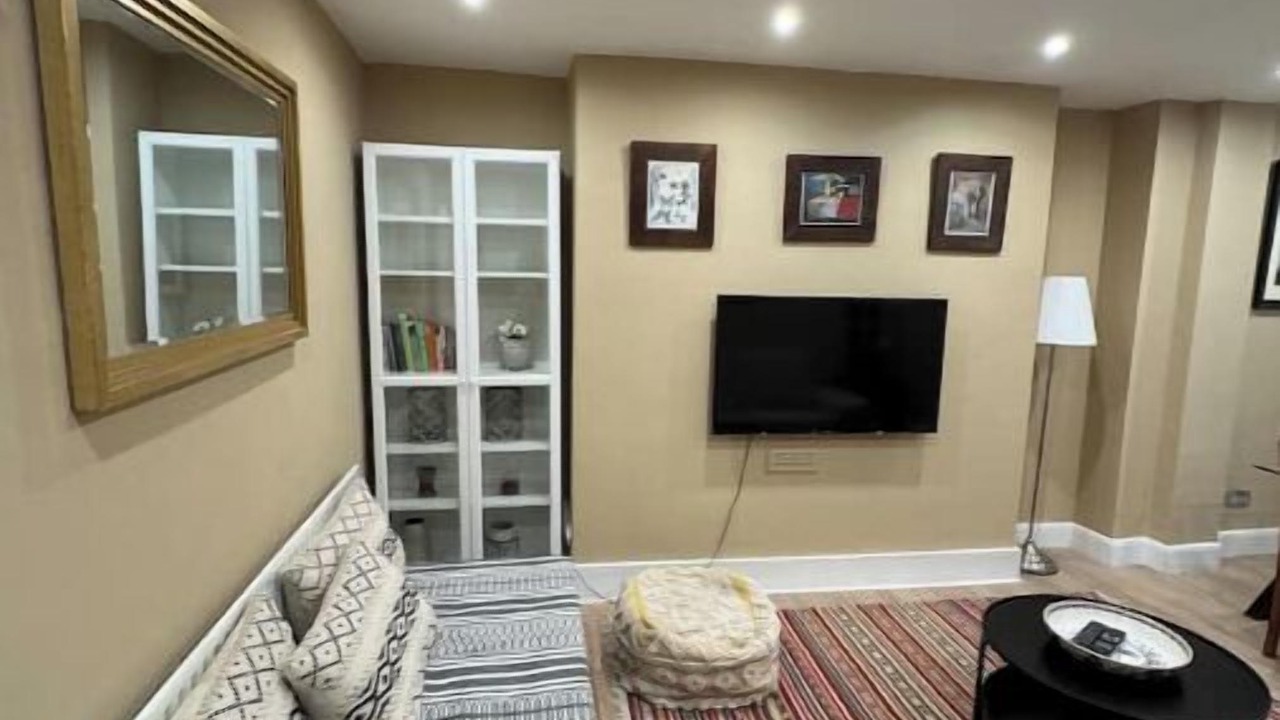 Photo of Livingroom in St. Helen's