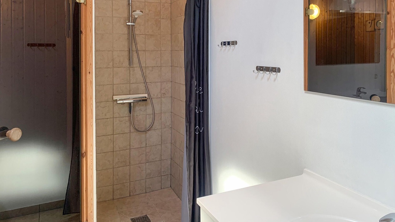 Photo of Bathroom in Helberskov