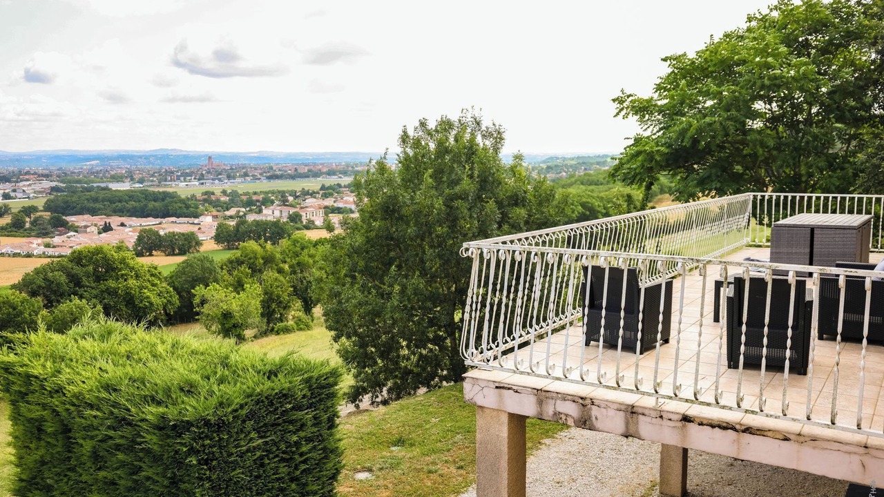 Photo of Patio Balcony in Le Sequestre