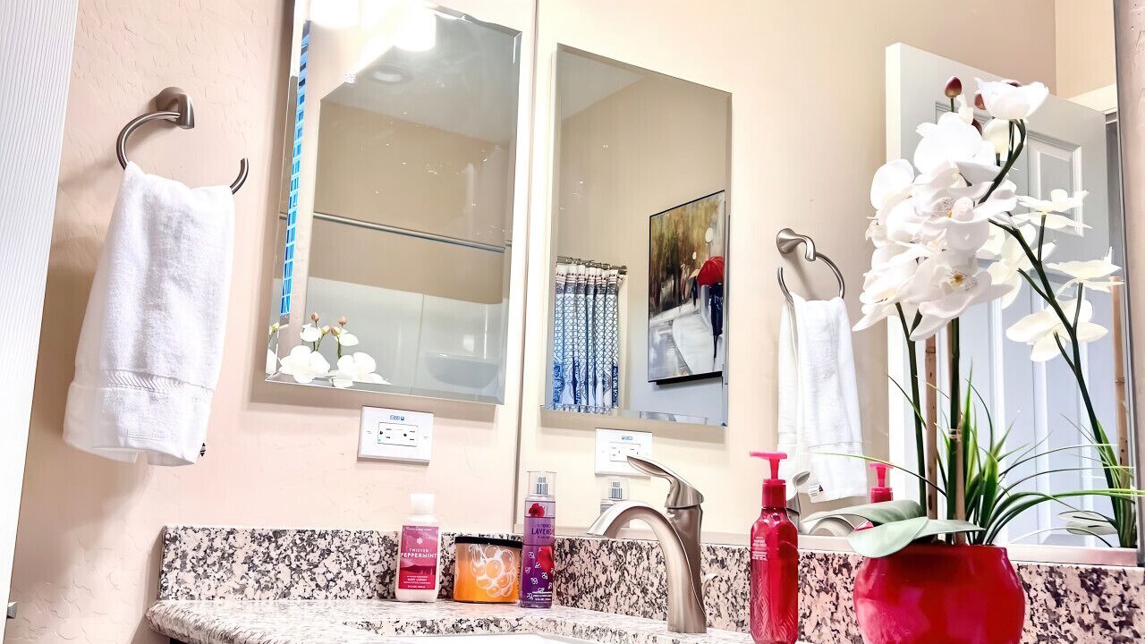 Photo of Bathroom in Punkin Center