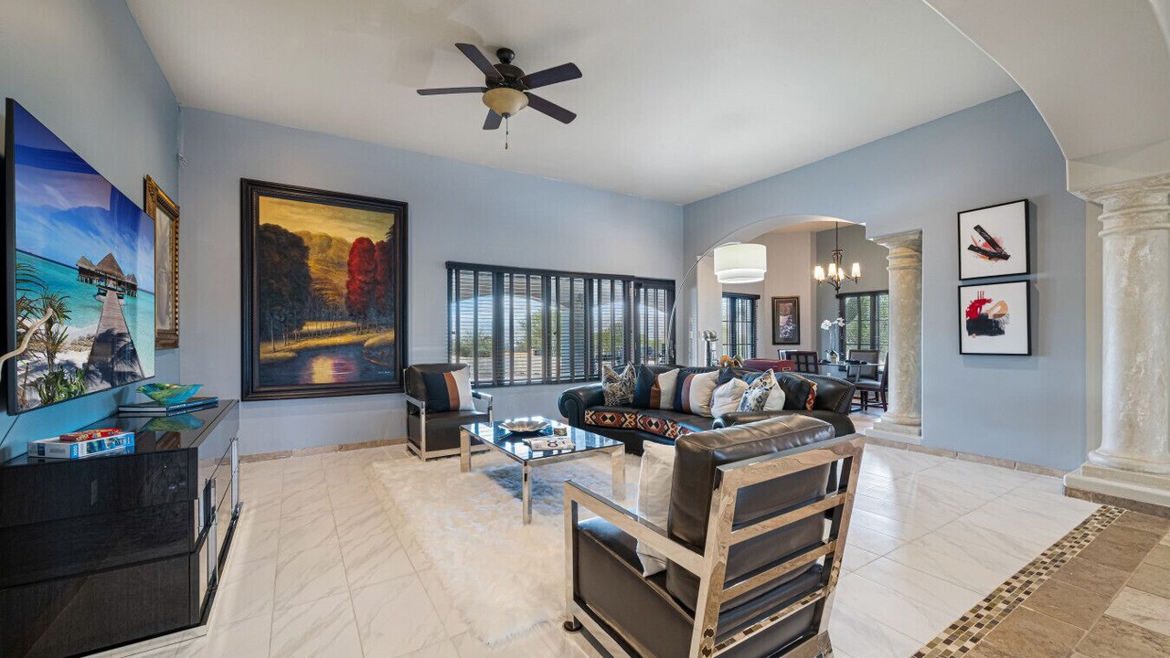 Photo of Livingroom in Rio Verde Foothills