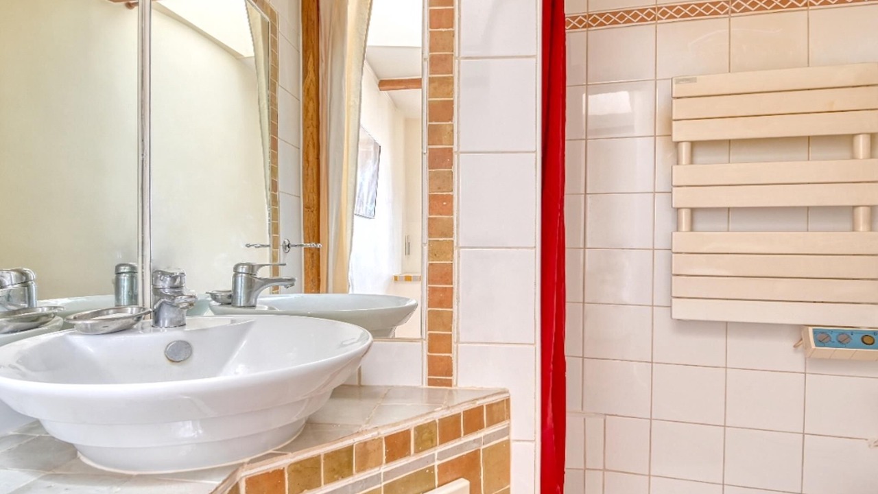 Photo of Bathroom in Saint-Germain-des-Pres