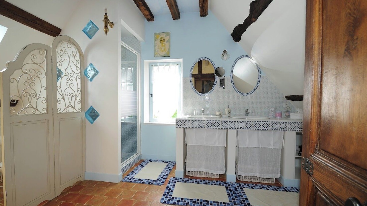 Photo of Bathroom in Dorceau