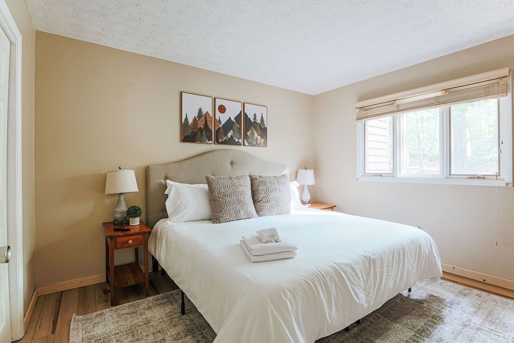 Photo of Bedroom in Wintergreen