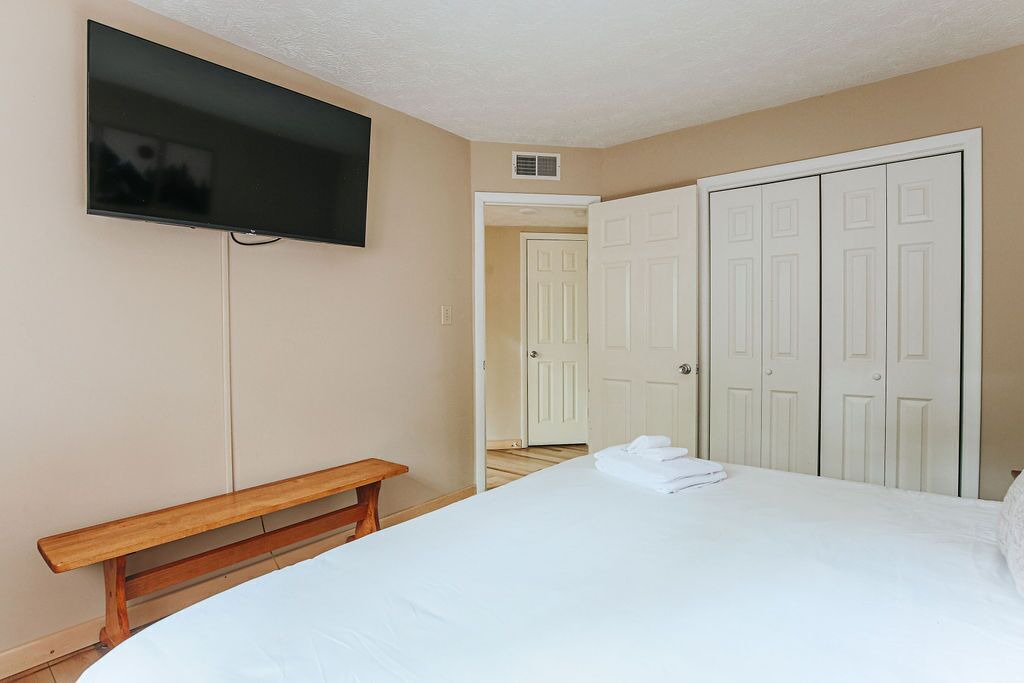 Photo of Bedroom in Wintergreen