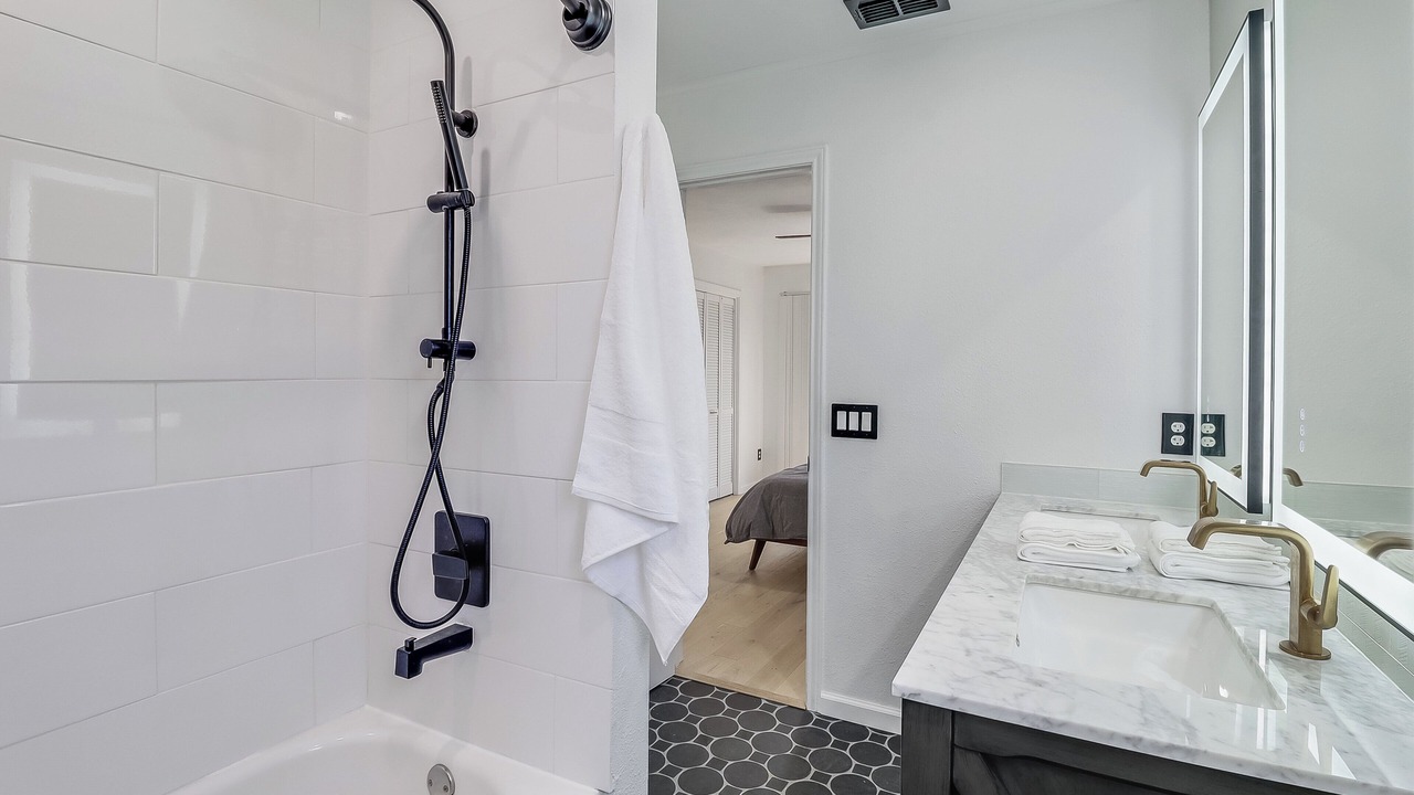 Photo of Bathroom in Rosewood