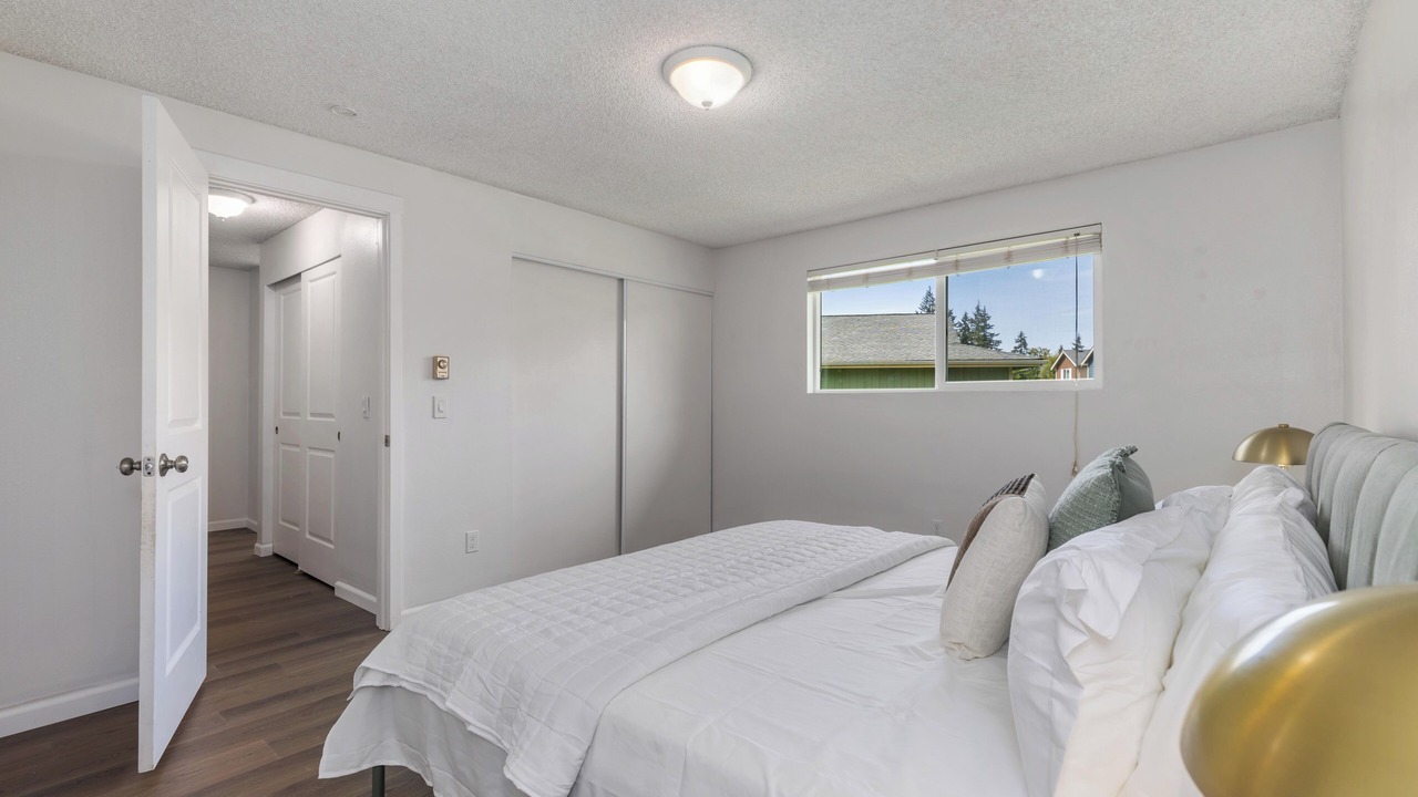 Photo of Bedroom in Picnic Point-North Lynnwood