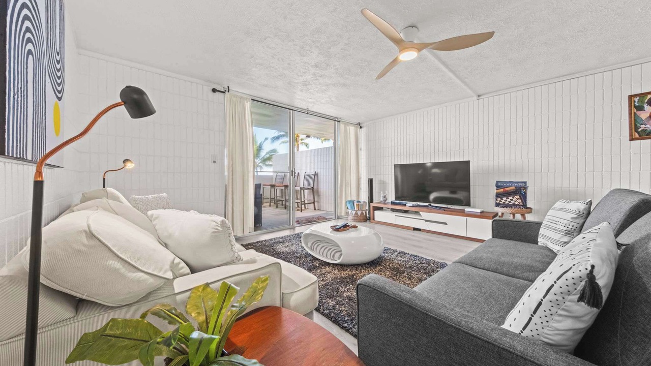 Photo of Livingroom in Punaluu