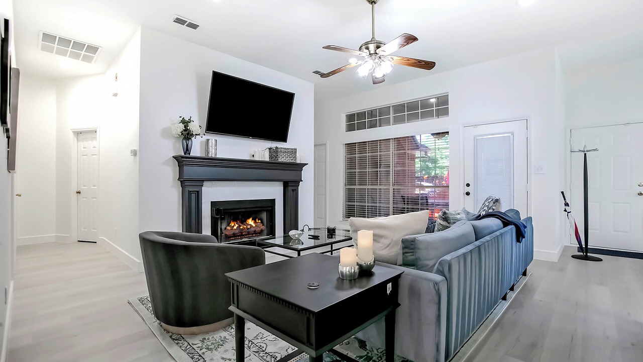 Photo of Livingroom in Lake Dallas