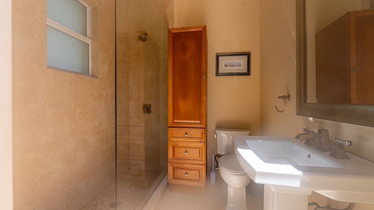 Photo of Bathroom in Cutler Bay