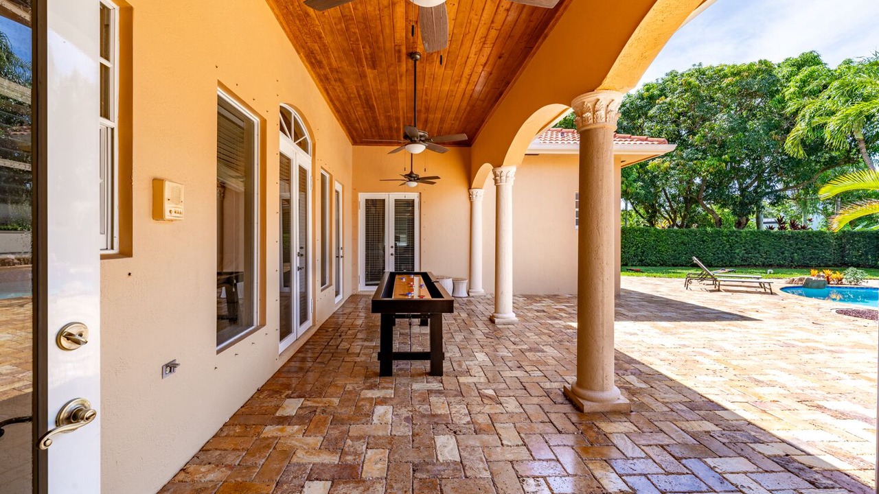 Photo of Patio Balcony in Cutler Bay
