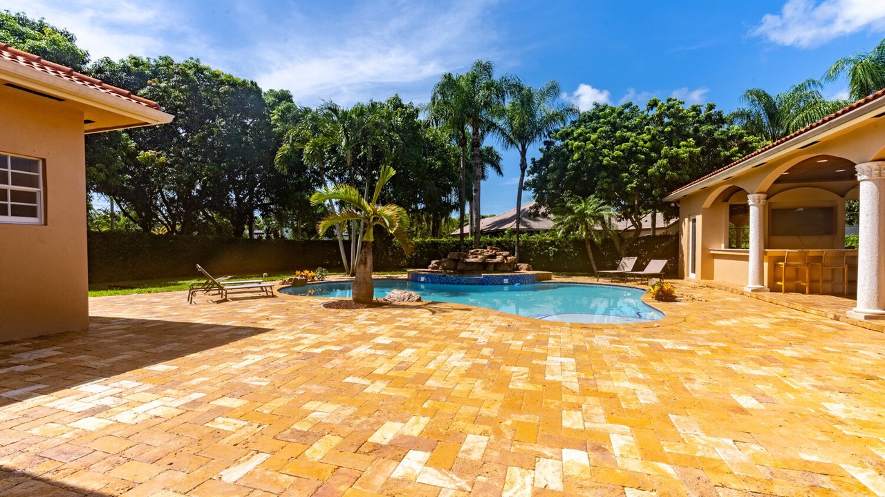 Photo of Outdoor in Cutler Bay