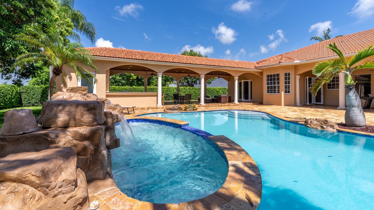 Photo of Outdoor in Cutler Bay