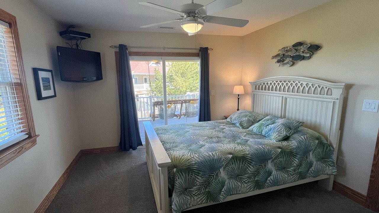 Photo of Bedroom in Avon