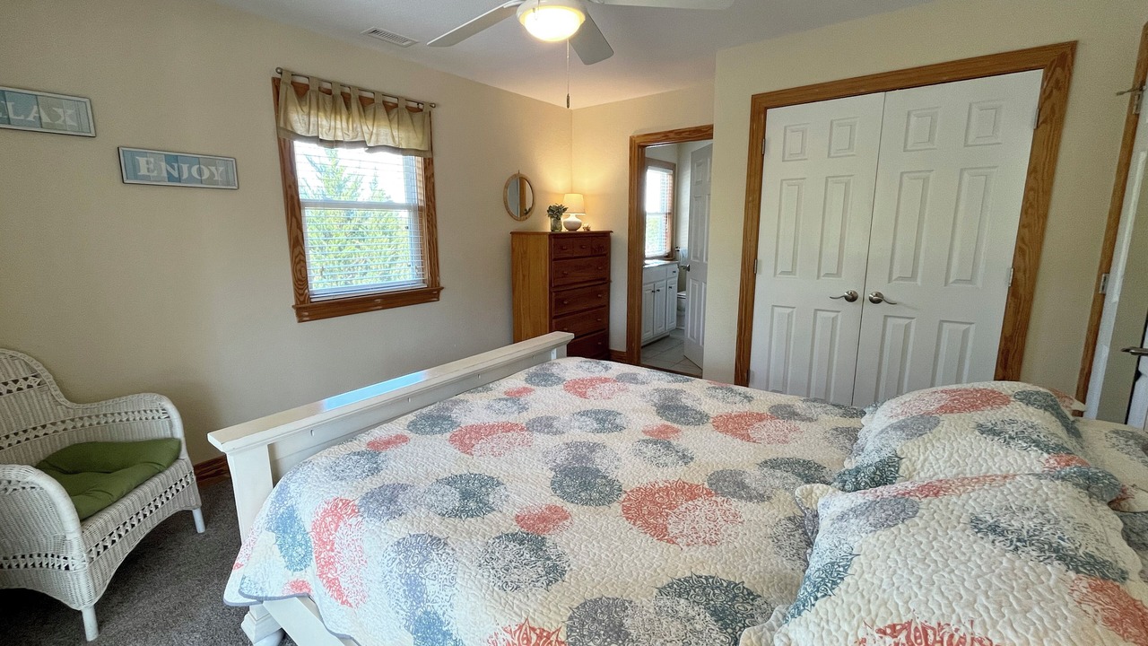 Photo of Bedroom in Avon