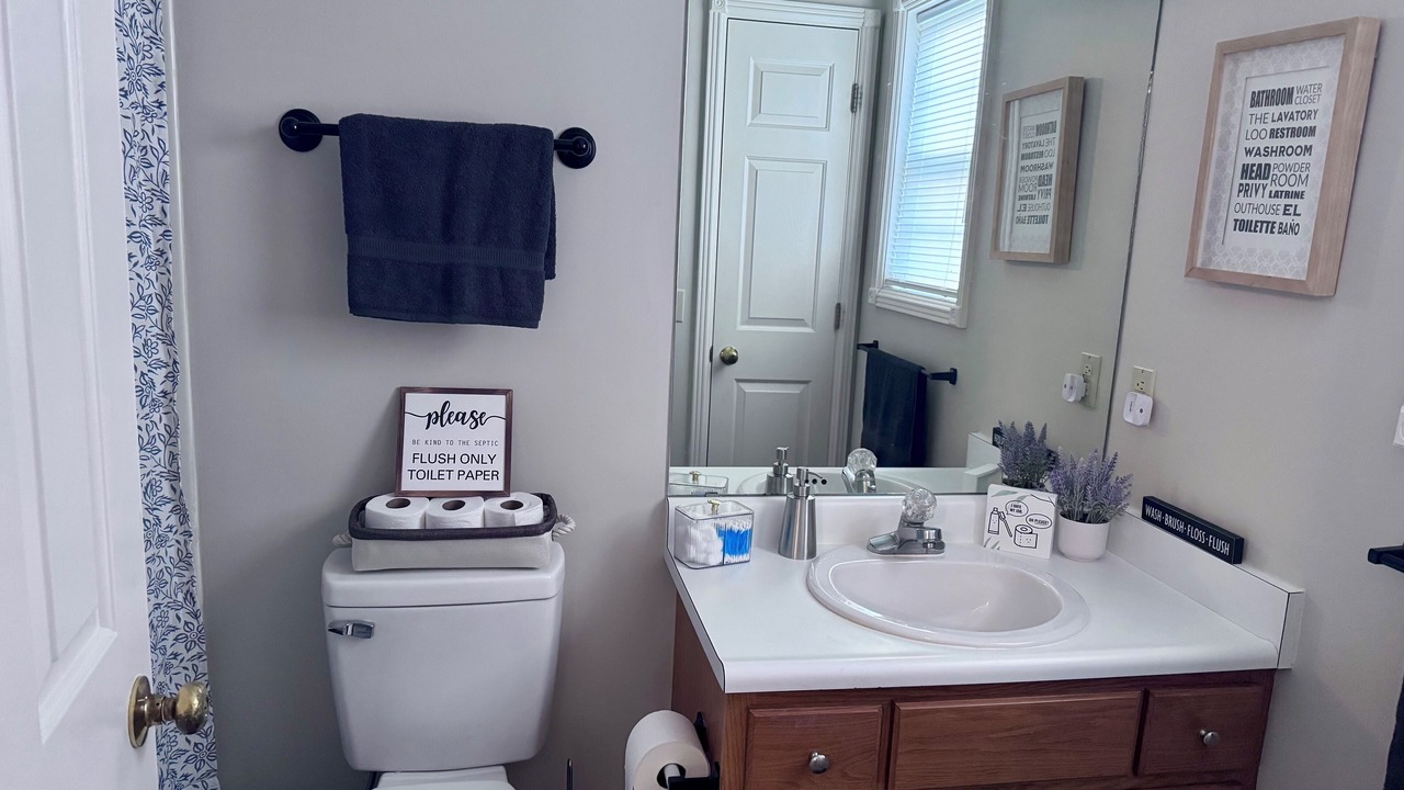 Photo of Bathroom in Cave City