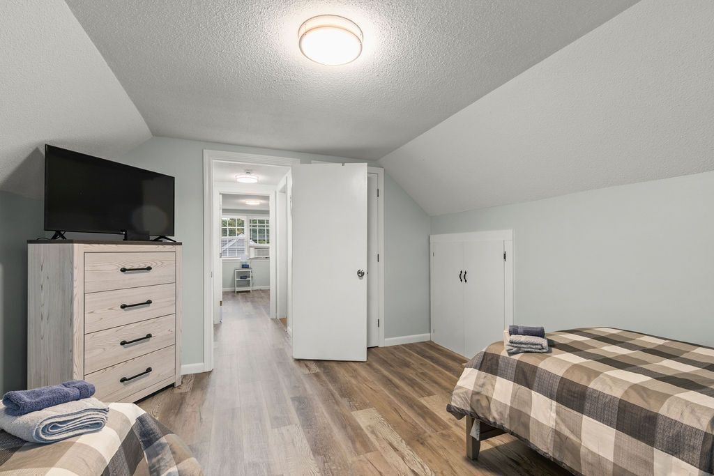 Photo of Bedroom in Teaticket