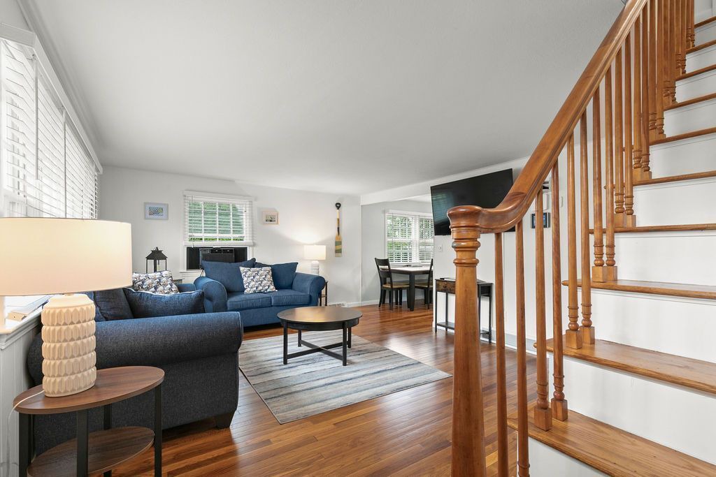 Photo of Livingroom in Teaticket