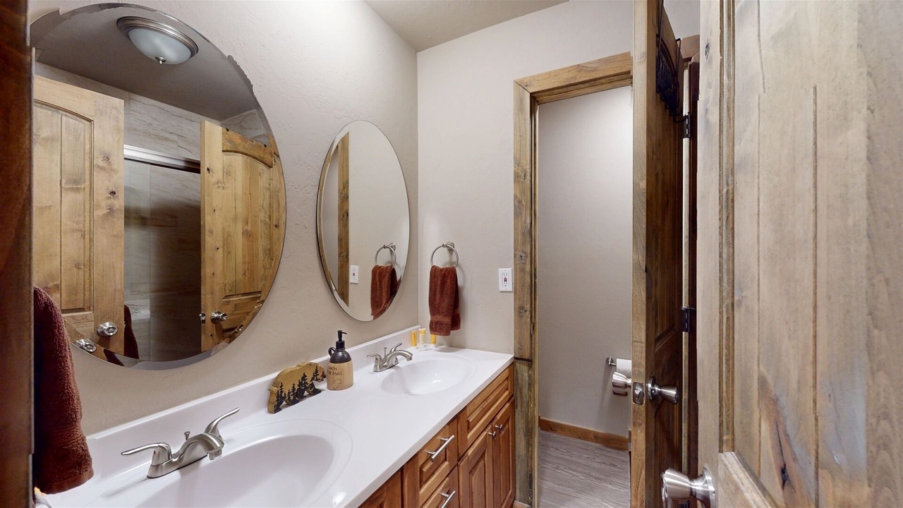 Photo of Bathroom in Crested Butte South