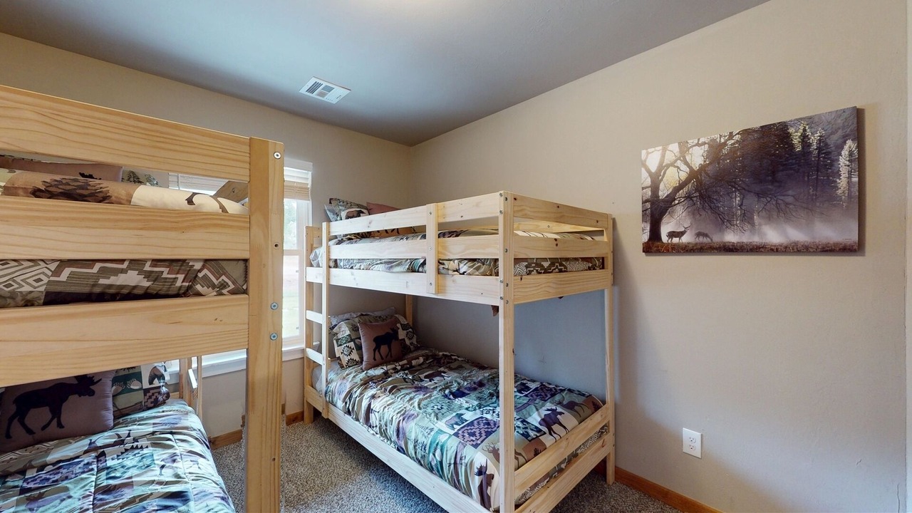 Photo of Bedroom in Crested Butte South