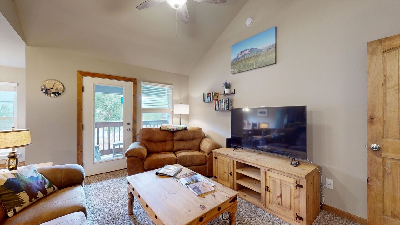 Photo of Livingroom in Crested Butte South