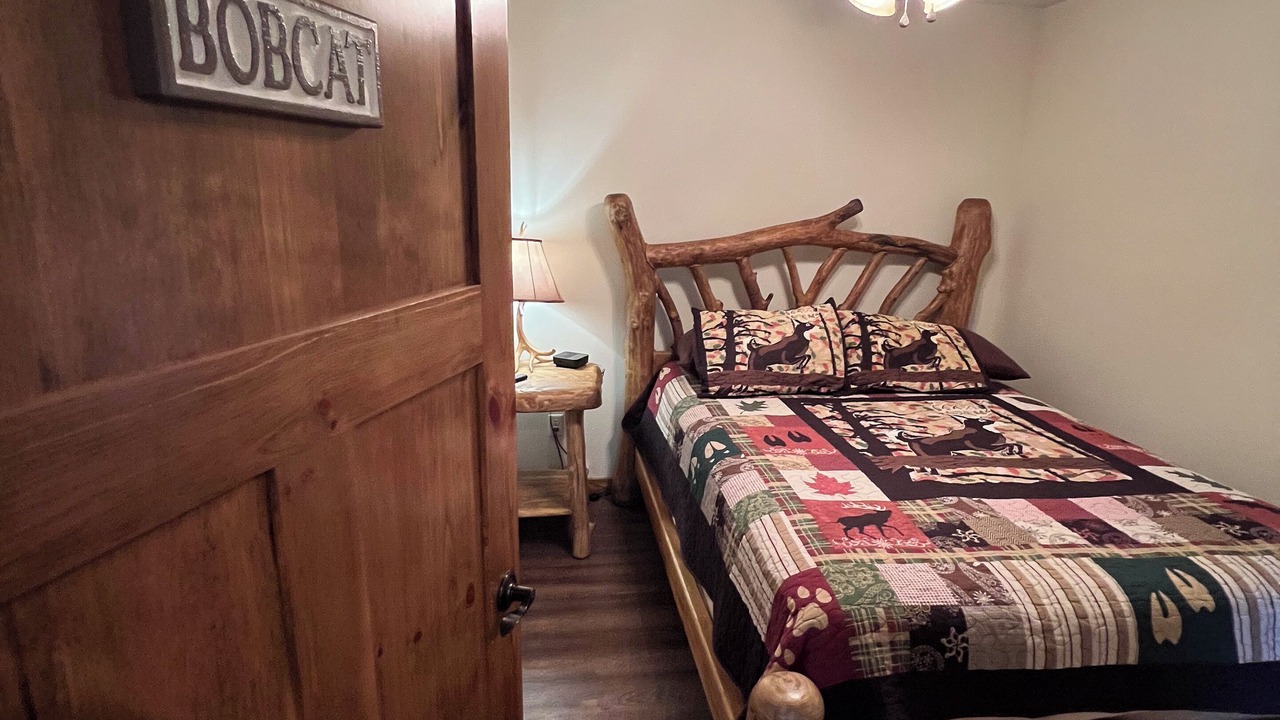 Photo of Bedroom in Adair