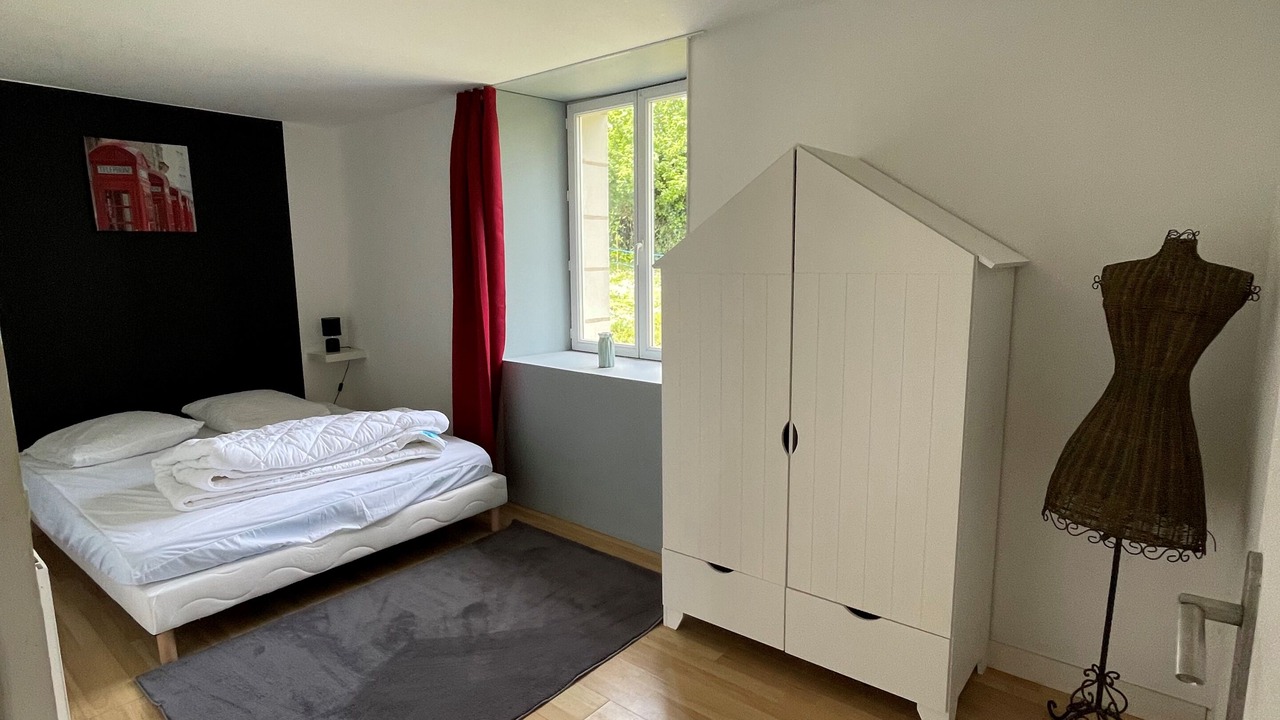 Photo of Bedroom in Souvigne
