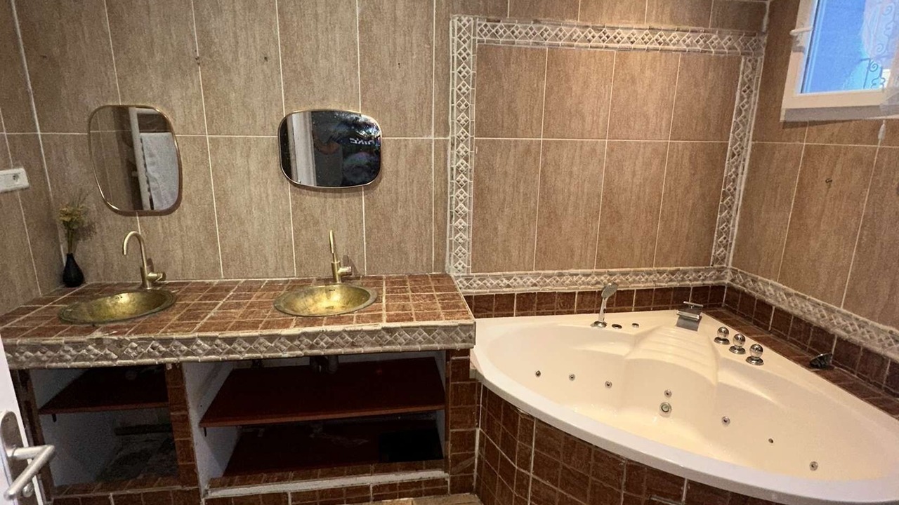 Photo of Bathroom in Saint-Henri