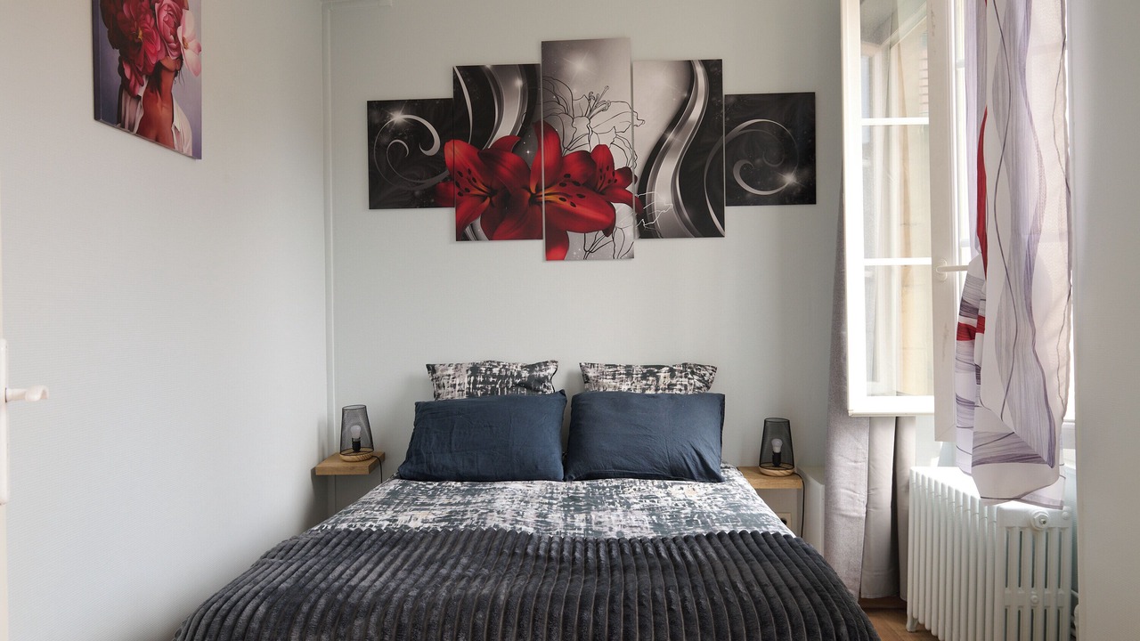 Photo of Bedroom in Nevers