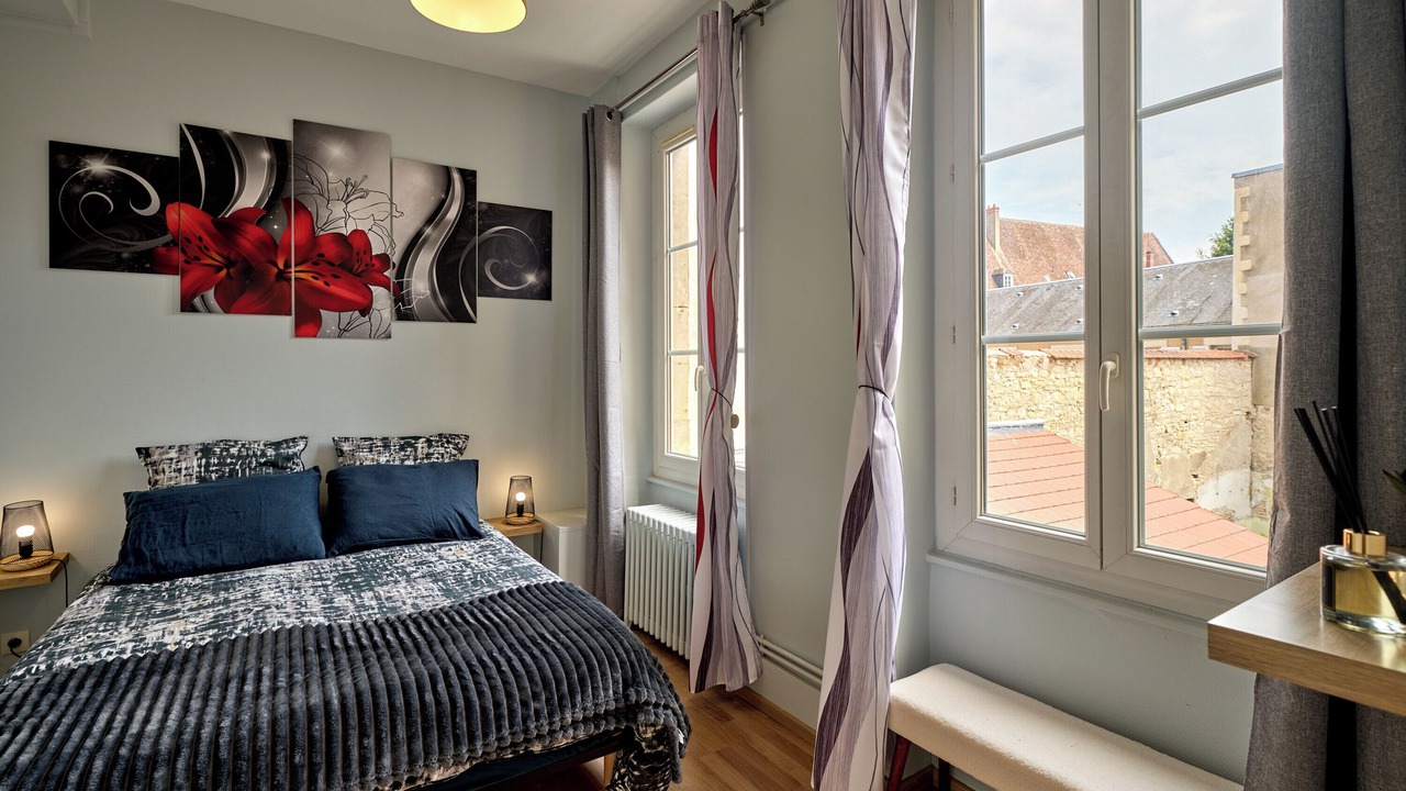 Photo of Bedroom in Nevers