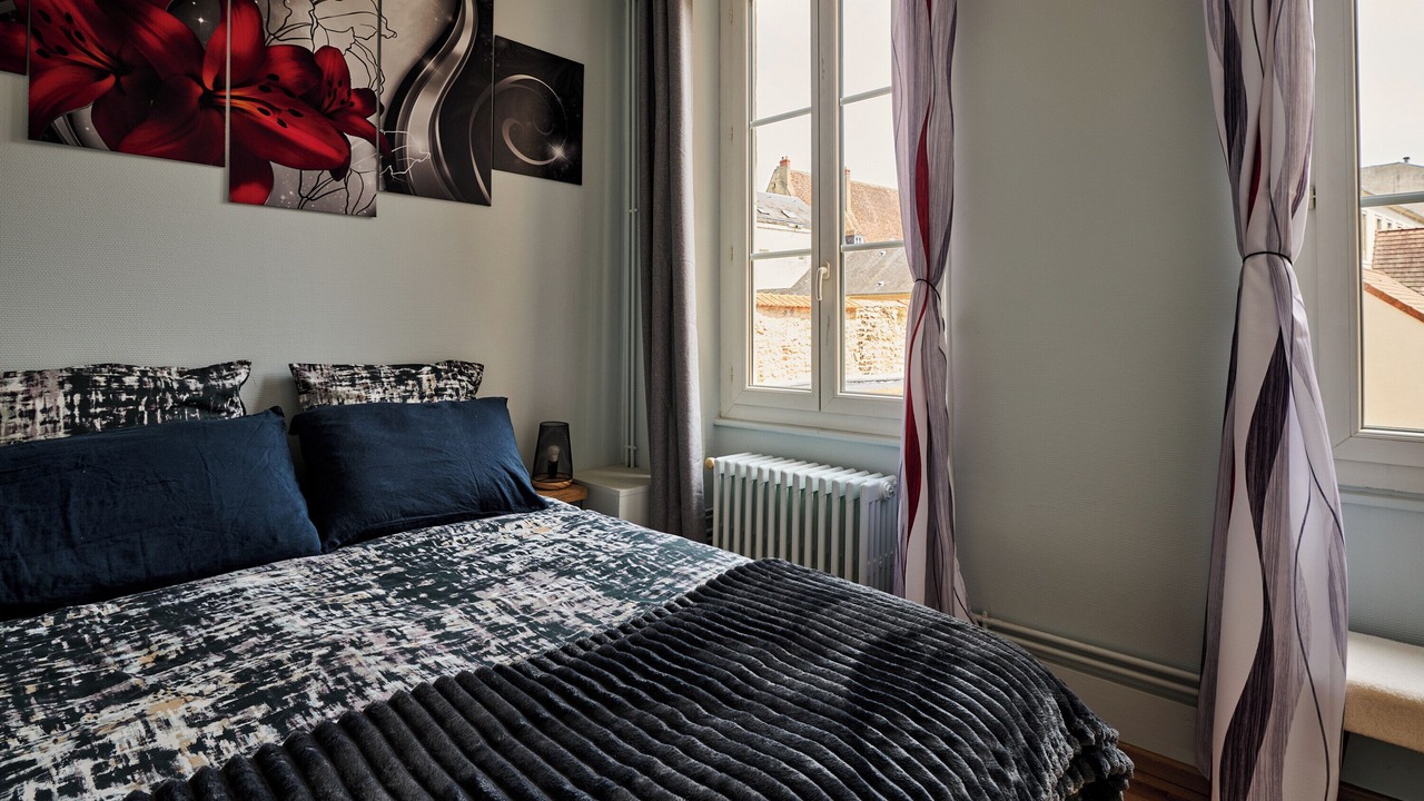 Photo of Bedroom in Nevers