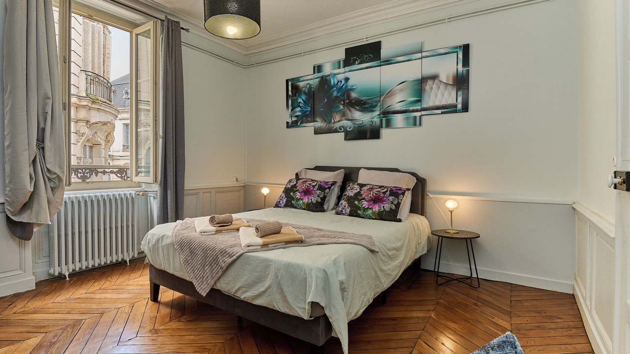 Photo of Bedroom in Nevers