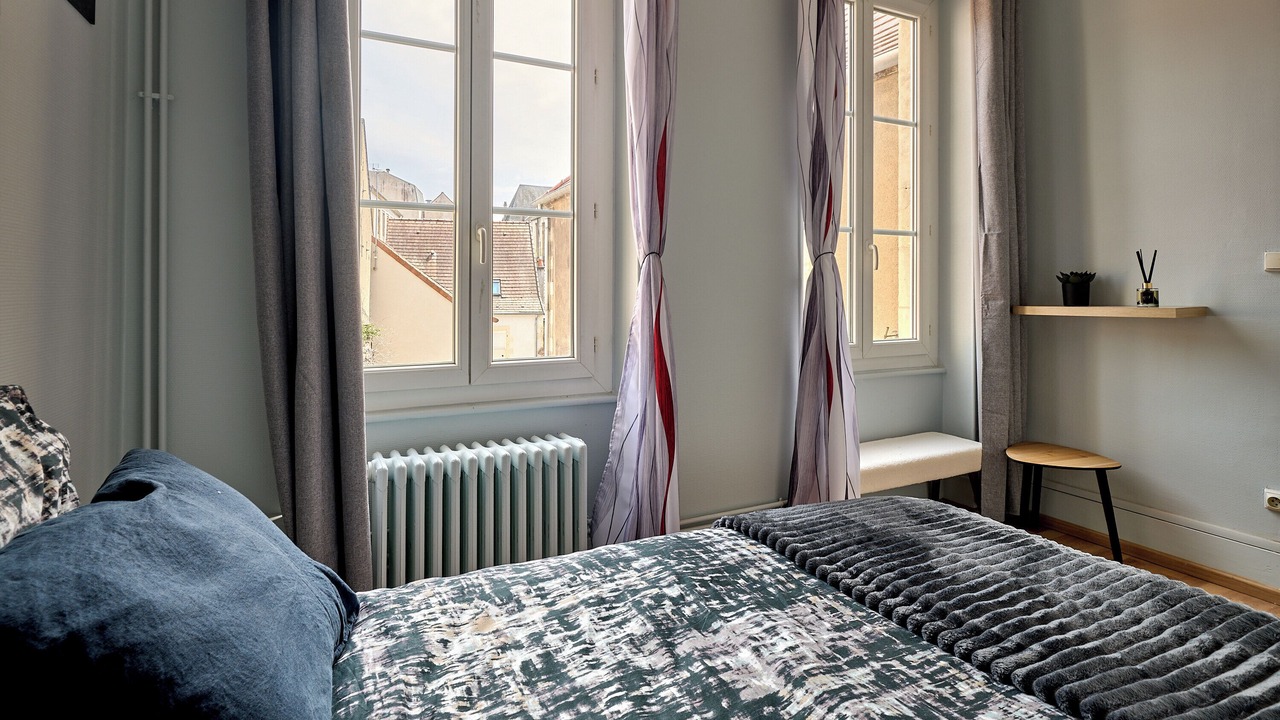 Photo of Bedroom in Nevers